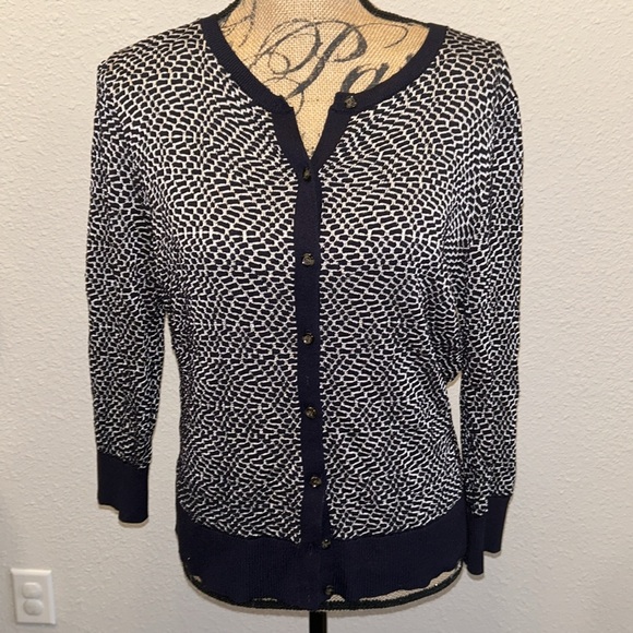 Lot of Ann Taylor 3/4 Sleeve Navy Blue Cardigans Sz Large - Picture 3 of 3